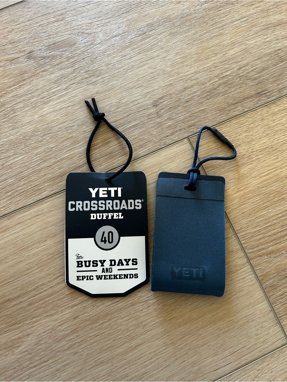 Yeti Crossroads 40L Navy Blue Men's Duffel Bag with Shoulder Strap - Picture 5 of 6